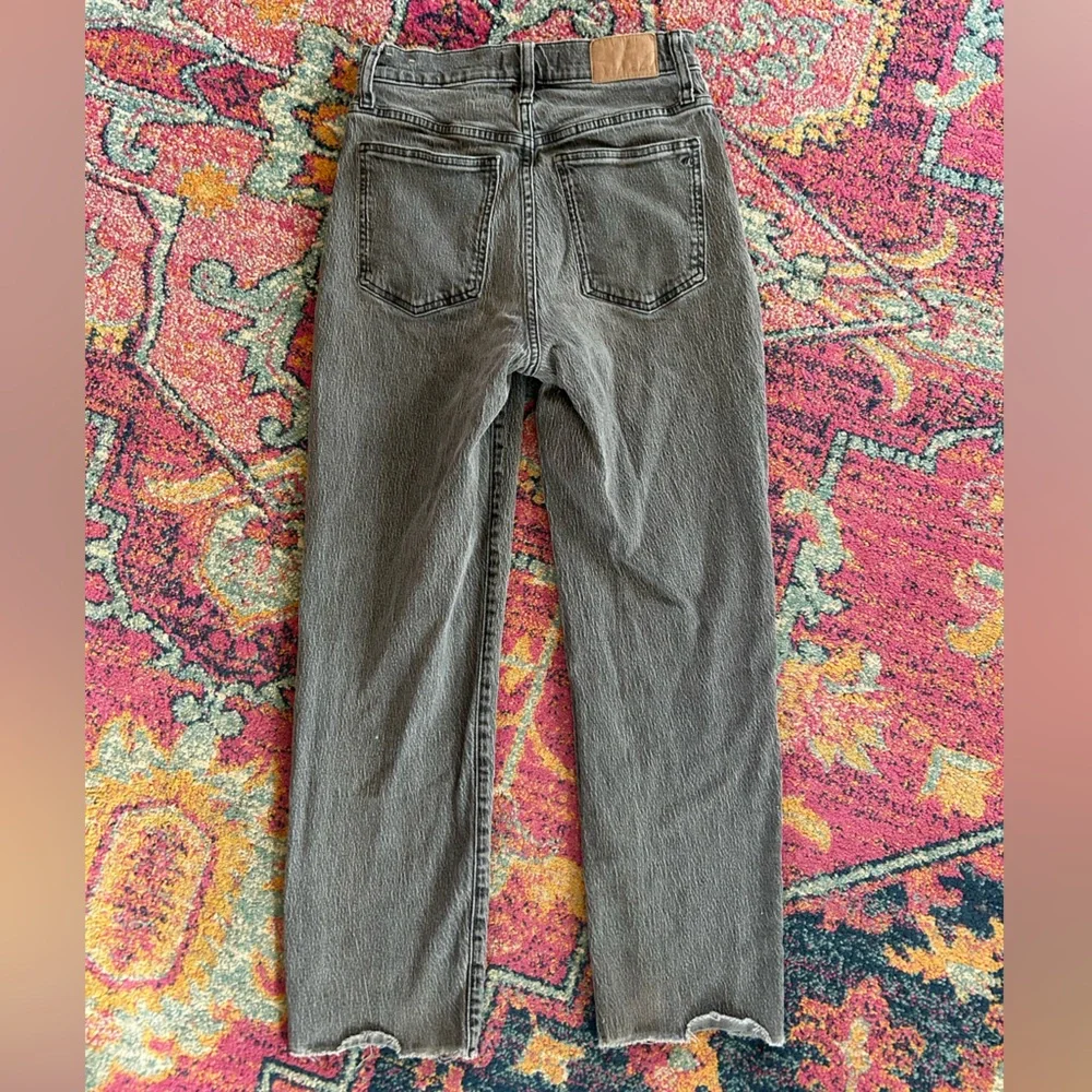 Madewell | Women’s Grey Stonewashed The Perfect Vintage Straight Leg Jeans Sz 26